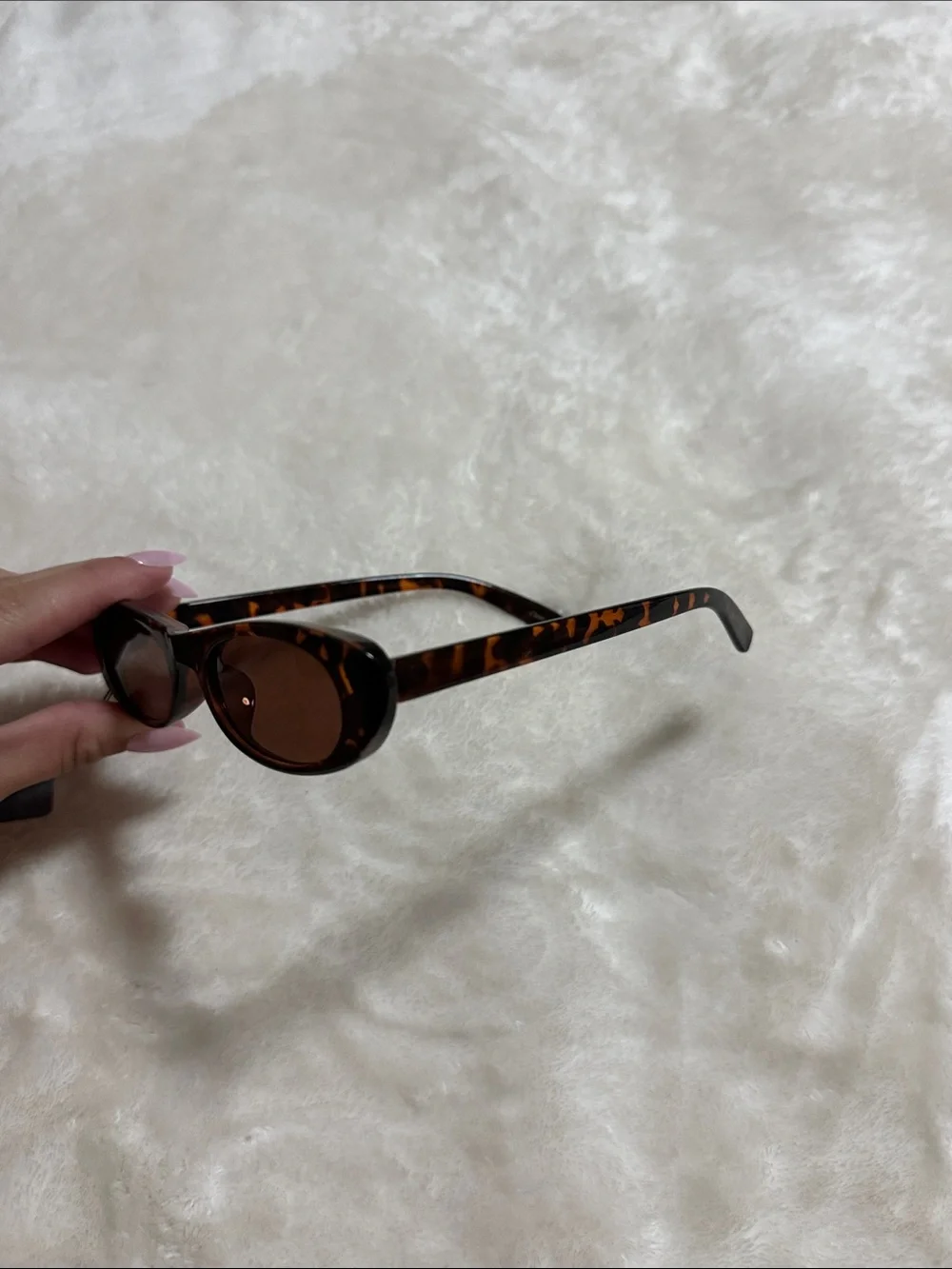 NWT Tortoiseshell Oval Women's Sunglasses - Brown Lenses